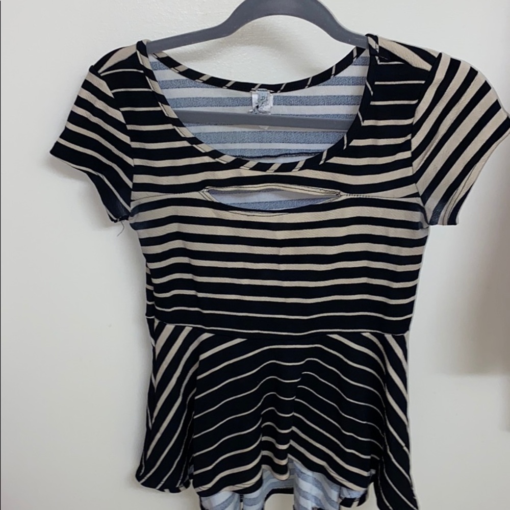 Cute top